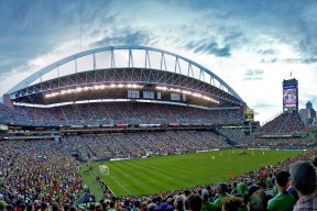 爱游戏官网-Ning焦点对战：Scout与30激战DWG，锐不可当的巅峰对决