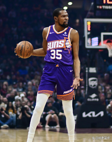 包含萨拉赫重返赛场,刷新纪录首场状态出色,篮网观众沸腾!全场沸腾不已的词条 包含萨拉赫重返赛场,刷新纪录首场状态出色,篮网观众沸腾!全场沸腾不已的词条